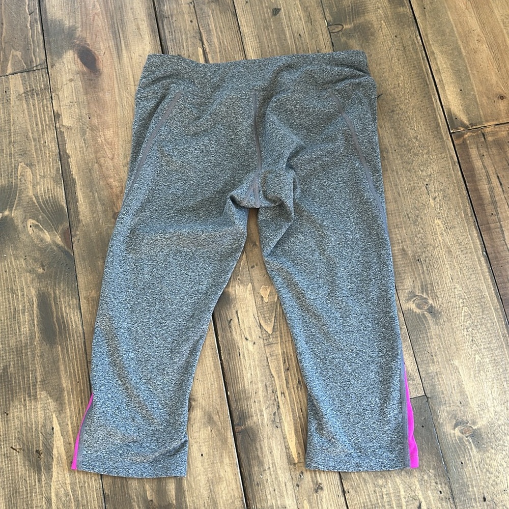 North Face - Picture 3 of 3